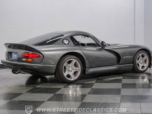 Used 2002 Dodge Viper GTS image 11
