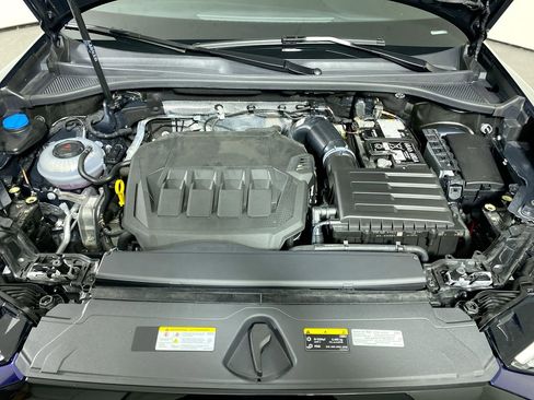 Certified 2025 Audi Q3 2.0T Premium Plus w/ Premium Plus Package image 27