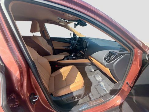 Used 2025 Lexus NX 250 FWD image 32