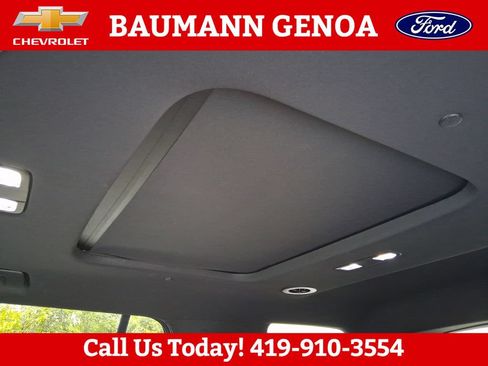 Used 2023 Chevrolet Traverse Premier w/ LPO, Floor Liner Package AWD/4WD image 32