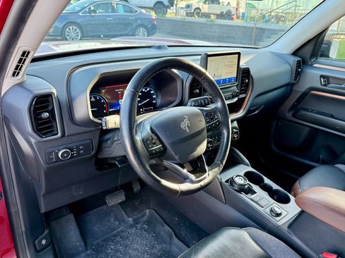 Used 2021 Ford Bronco Sport Outer Banks image 9