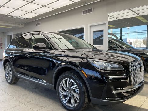 New 2026 Lincoln Corsair Premiere image 1