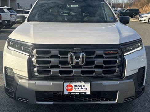 New 2026 Honda Pilot TrailSport image 8