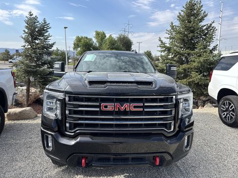 Used 2023 GMC Sierra 3500 AT4 w/ Gooseneck/5TH Wheel Package AWD/4WD image 4