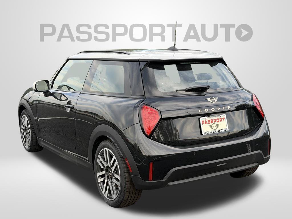 New 2026 MINI Cooper 2-Door Hardtop FWD image 4