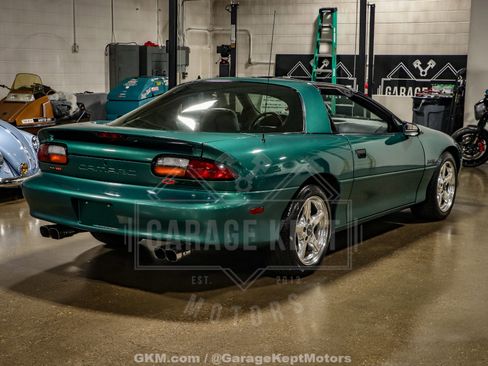Used 1997 Chevrolet Camaro Z28 RWD image 65