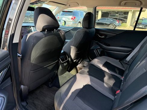 Used 2022 Subaru Outback Premium AWD/4WD image 13