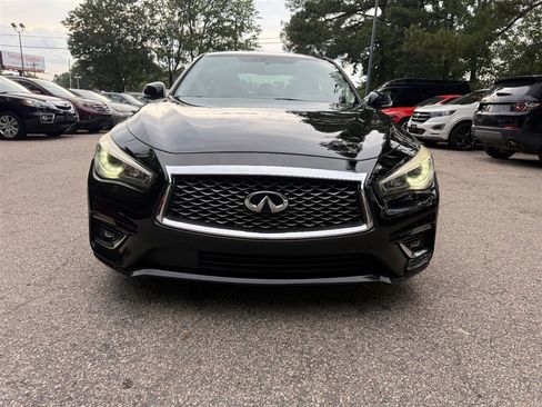 Used 2019 INFINITI Q50 Luxe w/ Essential Package (3.0T Luxe) RWD image 2