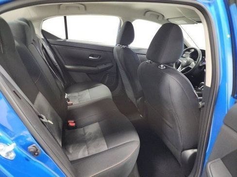 Used 2024 Nissan Sentra SR FWD image 17