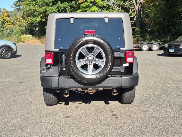Used 2013 Jeep Wrangler Sport AWD/4WD image 7