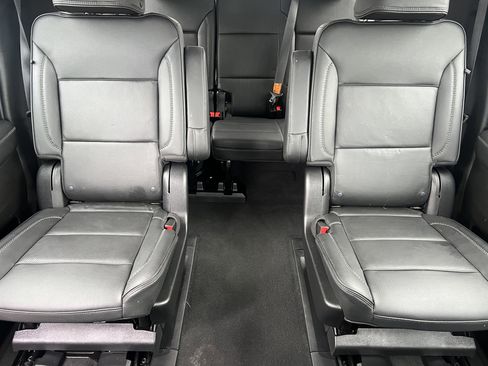 Certified 2022 GMC Yukon XL Denali image 16