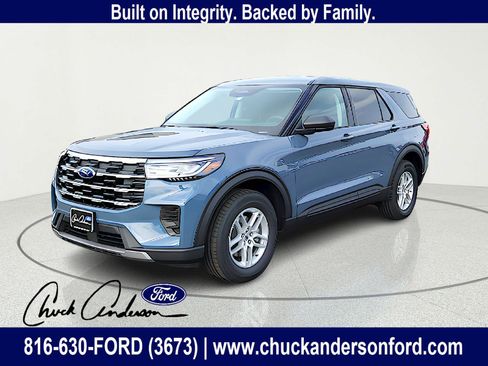 New 2026 Ford Explorer Active AWD/4WD image 2