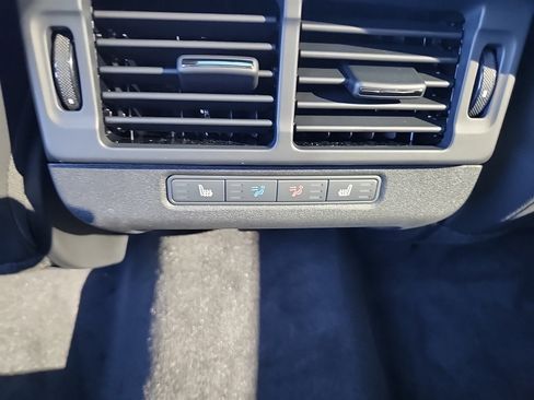 New 2025 Land Rover Range Rover Evoque Dynamic SE image 26