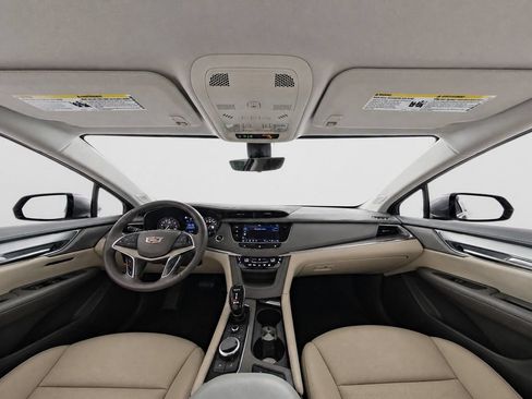 Used 2021 Cadillac XT5 Premium Luxury FWD image 13