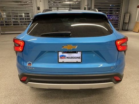 New 2026 Chevrolet Trax LT w/ Driver Confidence Package FWD image 6