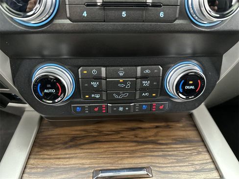 Used 2019 Ford F150 Lariat w/ Equipment Group 502A Luxury image 19