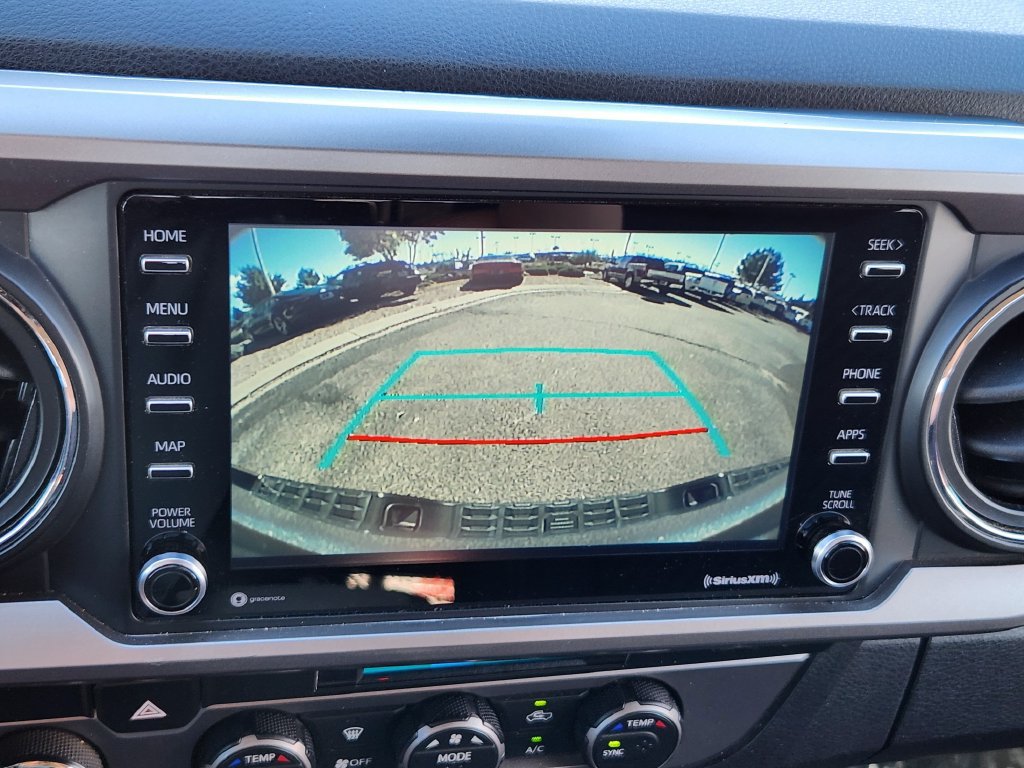 Used 2021 Toyota Tacoma SR5 AWD/4WD image 9