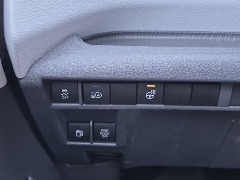 Used 2021 Toyota Sienna AWD image 32