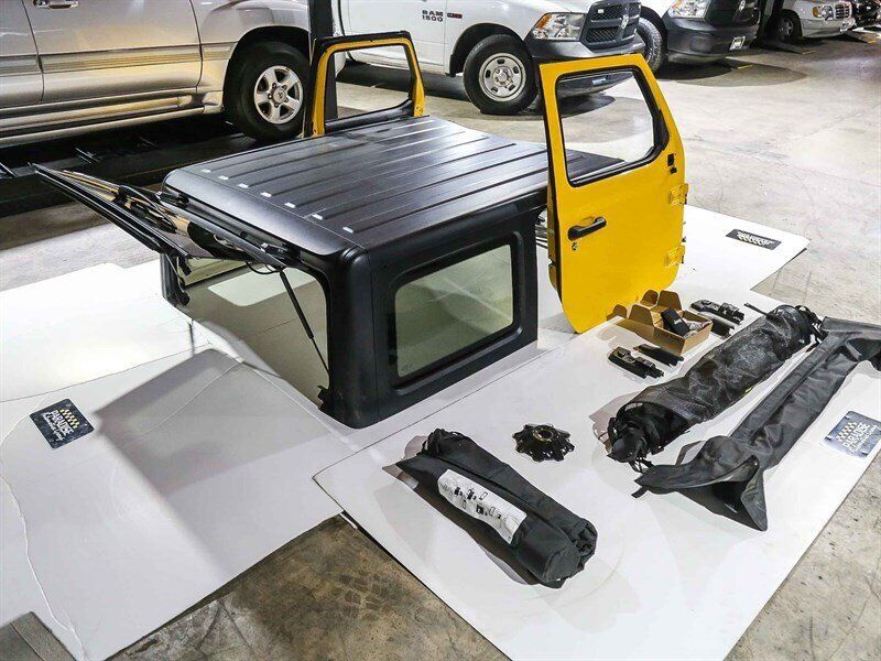 Used 2019 Jeep Wrangler Unlimited Sahara AWD/4WD image 46