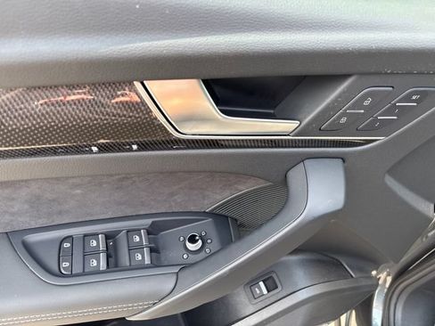 Used 2025 Audi SQ5 Premium Plus AWD/4WD image 15
