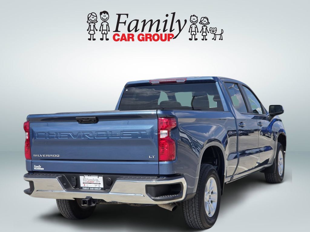 Used 2024 Chevrolet Silverado 1500 LT RWD image 4