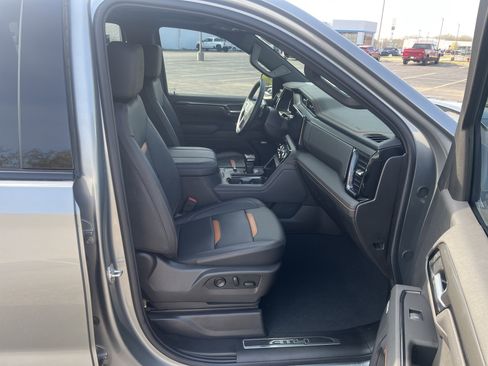 Used 2026 GMC Sierra 1500 AT4 w/ AT4 Premium Package AWD/4WD image 17