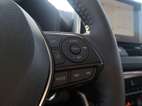 New 2025 Toyota RAV4 XLE image 28