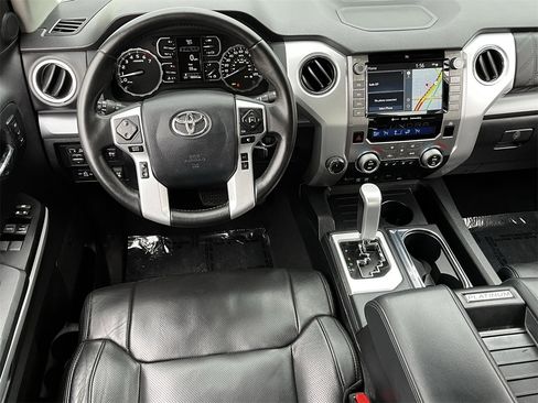 Used 2020 Toyota Tundra Platinum image 10