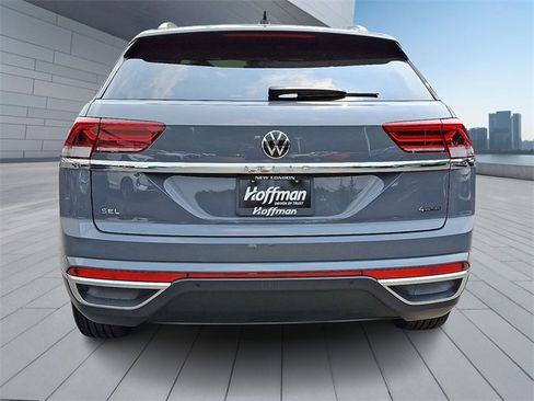 Used 2023 Volkswagen Atlas Cross Sport SEL image 5
