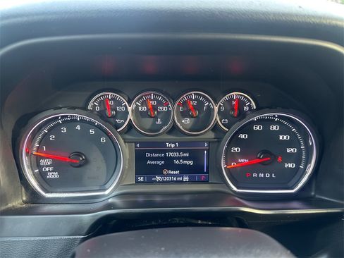 Used 2019 Chevrolet Silverado 1500 LT Trail Boss image 19