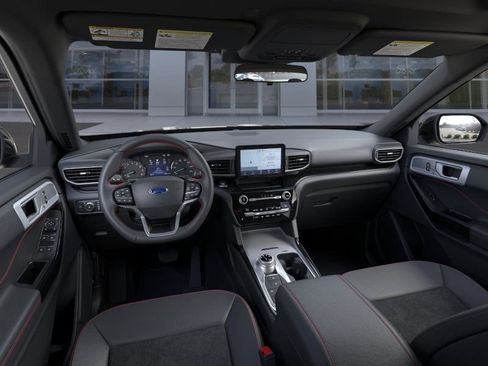 New 2024 Ford Explorer ST-Line w/ Class IV Trailer Tow Package image 9