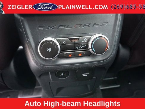 Used 2025 Ford Explorer Platinum w/ LUX Leather Package AWD/4WD image 14