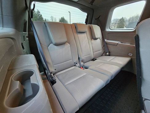 Used 2015 Honda Pilot LX image 21