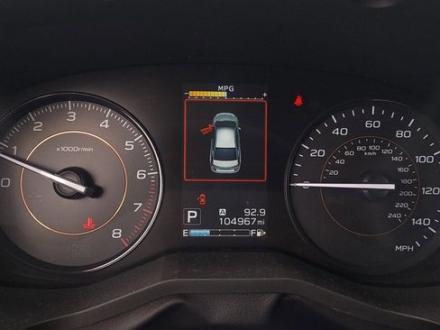 Used 2019 Subaru Crosstrek 2.0i Premium w/ Eyesight System image 10