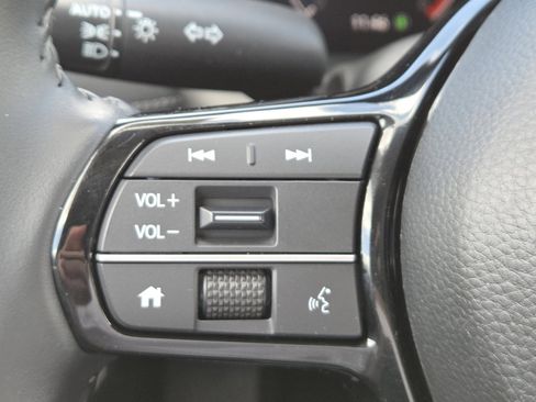 Used 2024 Honda HR-V EX-L image 33