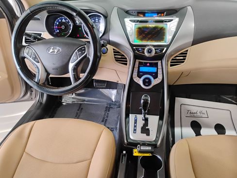 Used 2013 Hyundai Elantra Limited w/ Technology Pkg FWD image 11