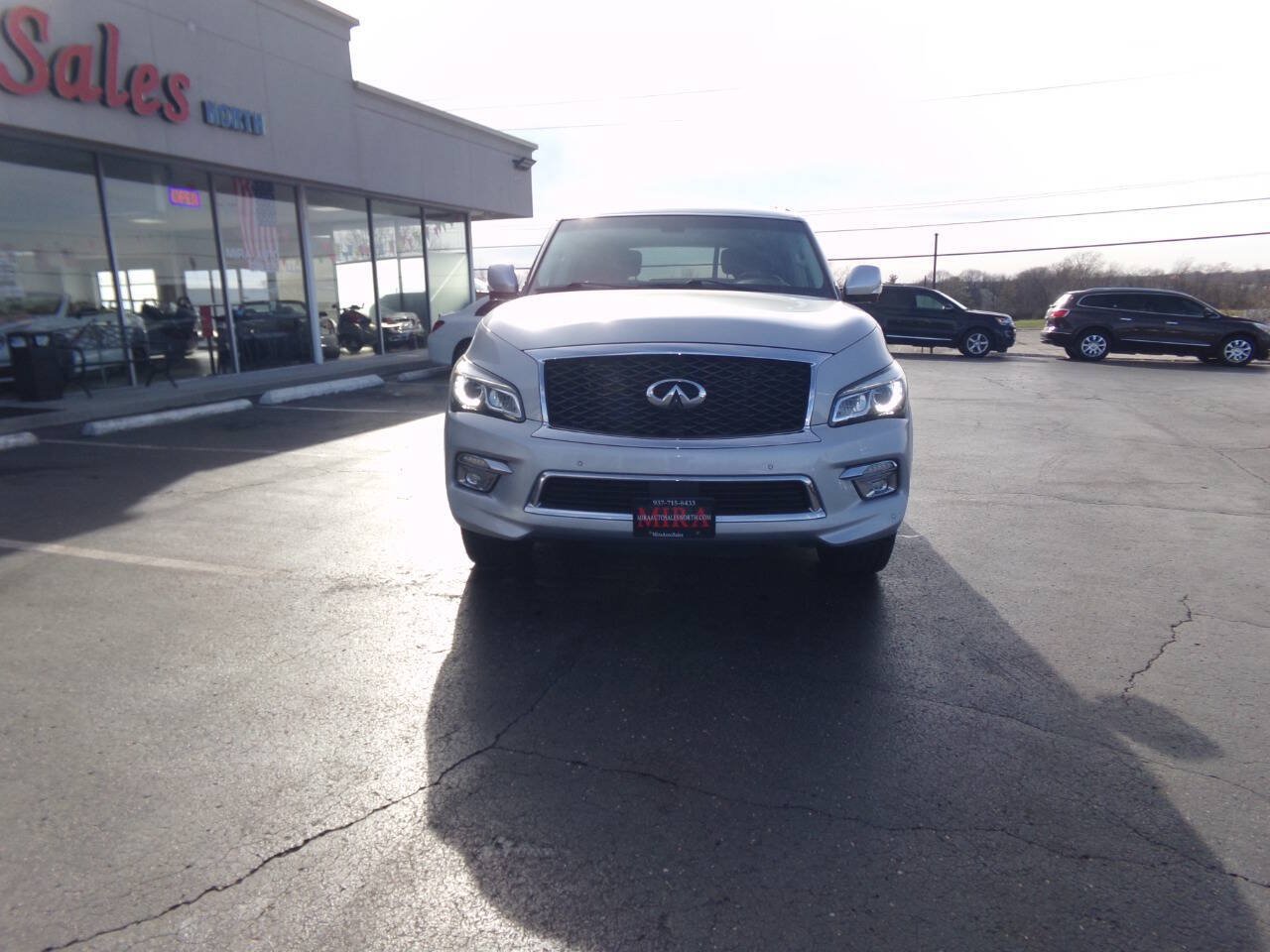 Used 2015 INFINITI QX80 4WD w/ Driver's Assistance Package image 2