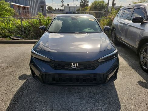 Used 2025 Honda Civic Sport image 2