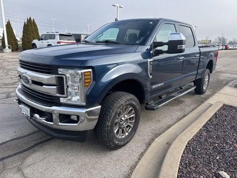 Used 2019 Ford F250 XLT w/ XLT Premium Package image 12
