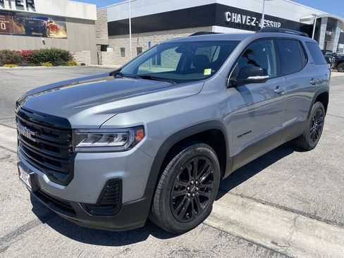 Used 2023 GMC Acadia SLE w/ Driver Convenience Package FWD image 37