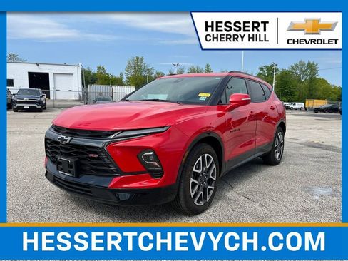 Certified 2024 Chevrolet Blazer RS w/ Enhanced Convenience Package FWD image 1