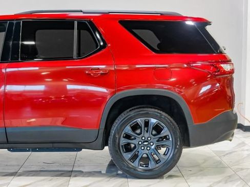 Used 2020 Chevrolet Traverse RS FWD image 18