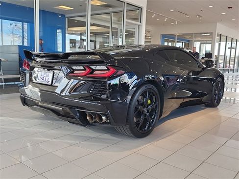 Used 2020 Chevrolet Corvette Stingray Preferred Cpe w/ 2LT Preferred Equipment Group image 3