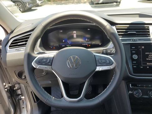 Certified 2024 Volkswagen Tiguan S FWD image 28
