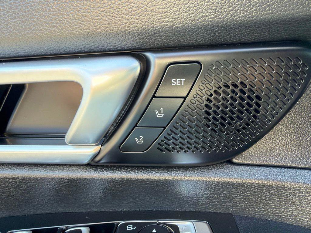 Used 2023 Kia Telluride SX X-Line AWD/4WD image 33