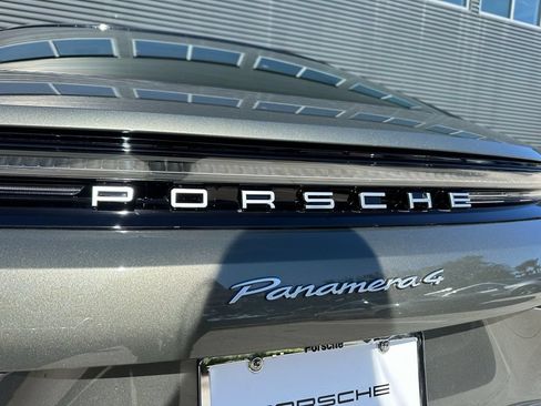 Used 2026 Porsche Panamera 4 E-Hybrid AWD/4WD image 14