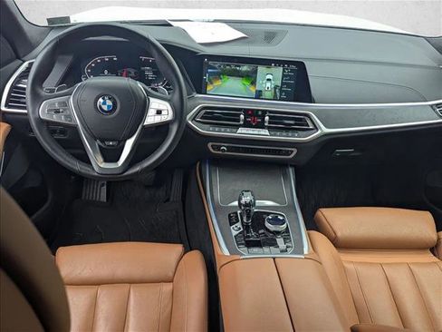 Used 2022 BMW X7 xDrive40i w/ Premium Package image 17