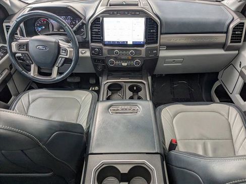 Used 2022 Ford F350 Limited image 16