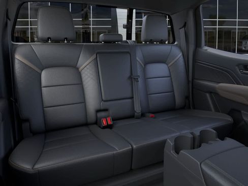 New 2026 GMC Canyon Denali w/ LPO, Denali Black Edition AWD/4WD image 17