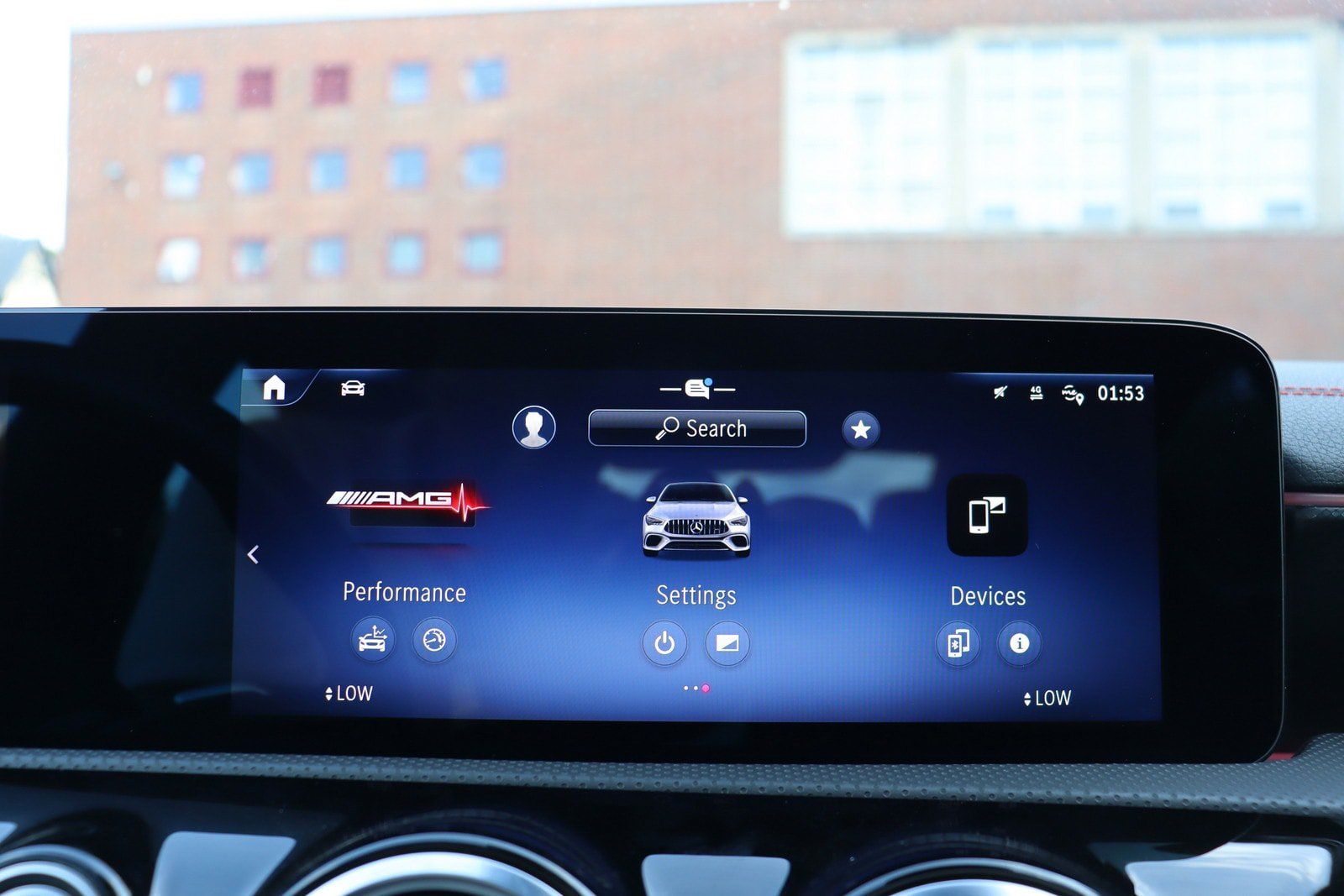 Used 2025 Mercedes-Benz CLA 35 AMG 4MATIC image 31